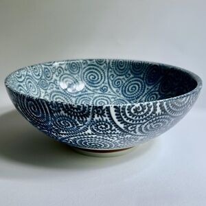 Vintage Japanese Mino Ware "Karakusa" Blue & White Ceramic Bowl